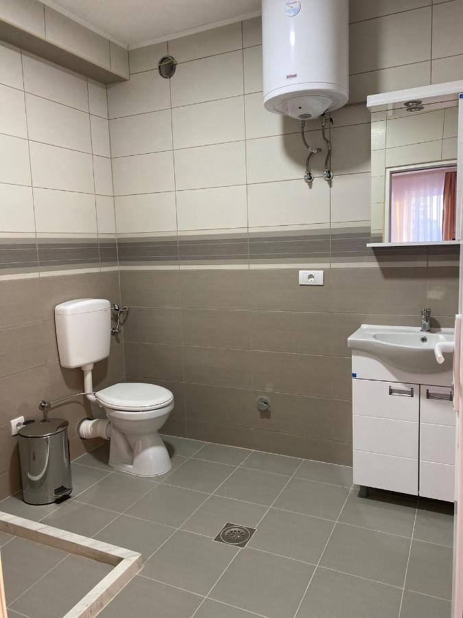 Vila Centar Mb Bed & Breakfast Sjenica Eksteriør bilde