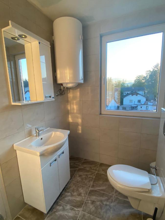 Vila Centar Mb Bed & Breakfast Sjenica Eksteriør bilde